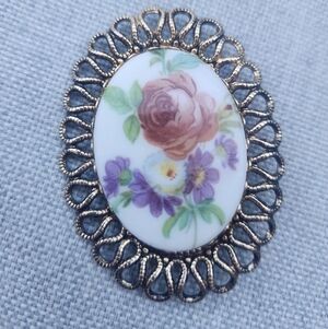 Vintage Oval Brooch - Gold Frame, Pink & Purple Flowers